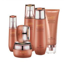 玨秀化妝品 產(chǎn)品與店鋪裝修,打造視覺與護(hù)膚的雙重盛宴